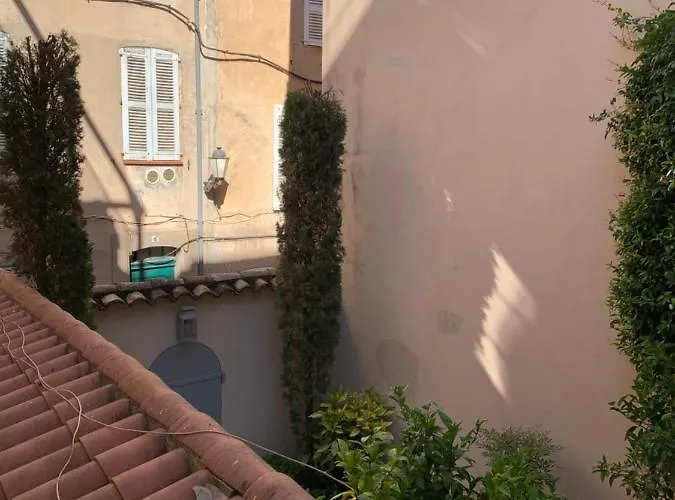 Le Caillou A La Ponche St Tropez